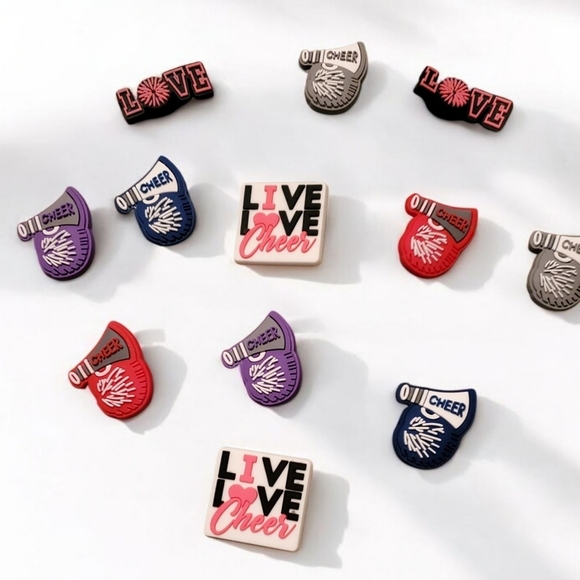 Cheer Croc Charms - Picture 1 of 2